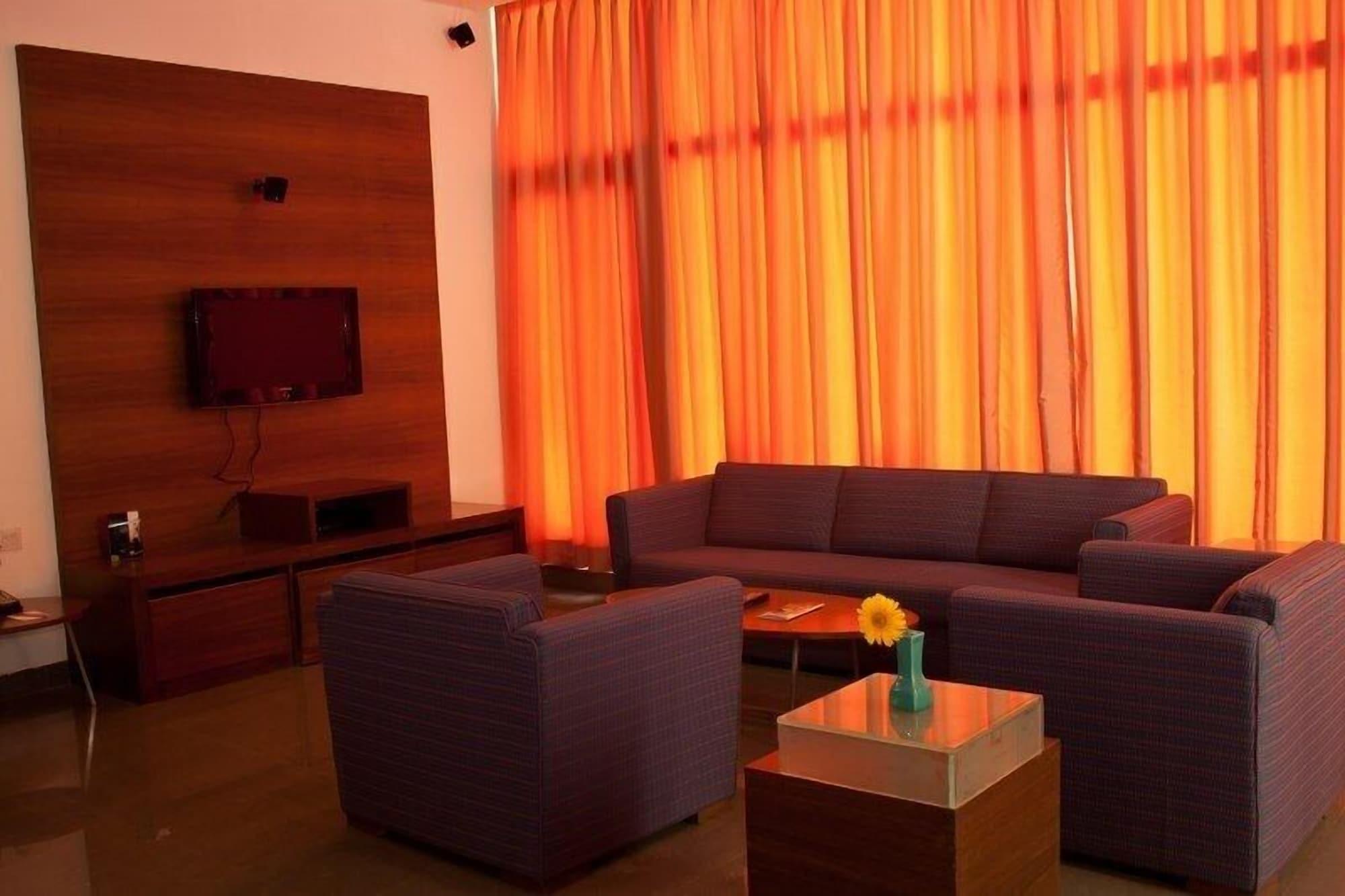 Hotel Parc Estique Pune Zewnętrze zdjęcie