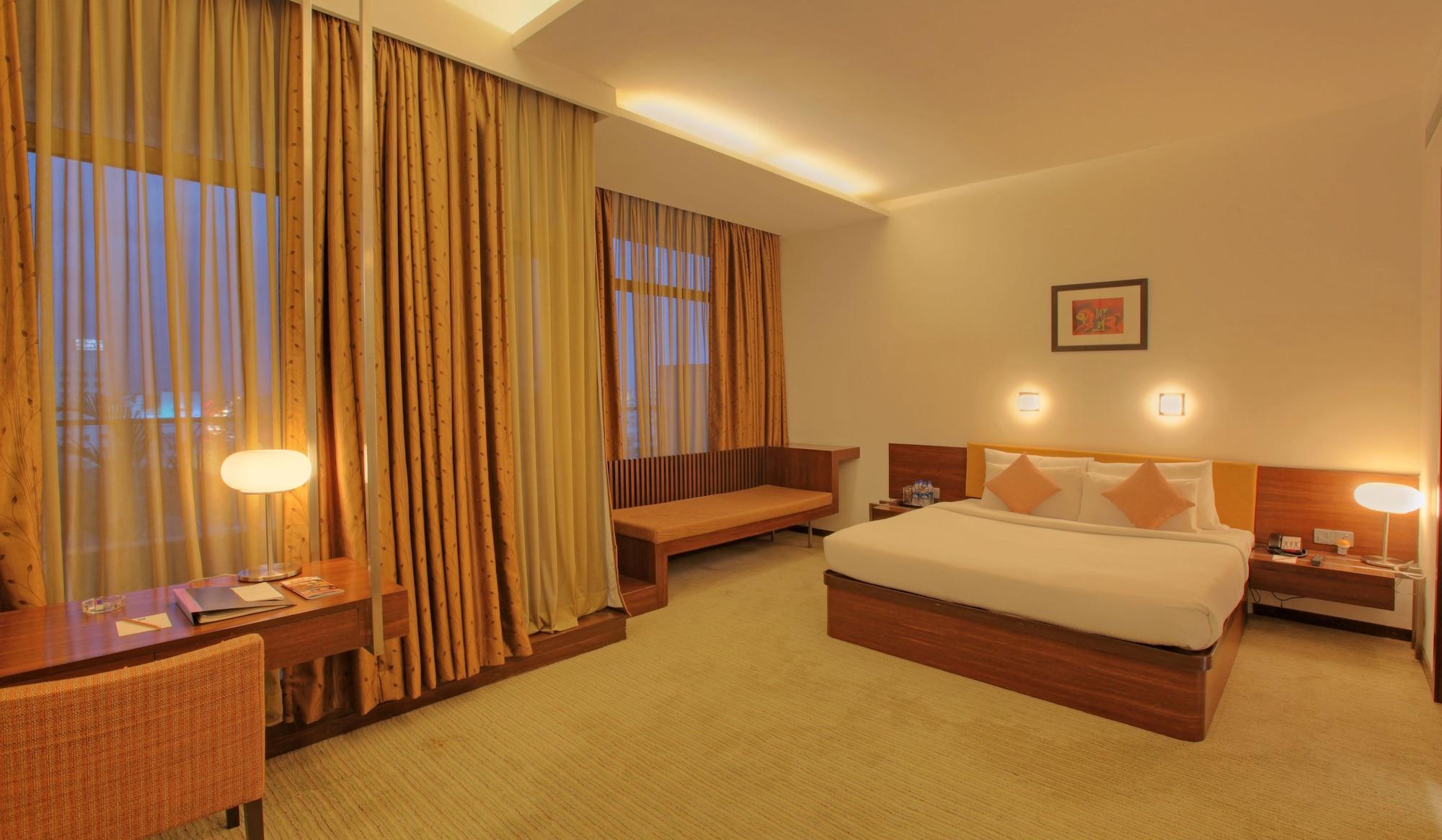 Hotel Parc Estique Pune Zewnętrze zdjęcie