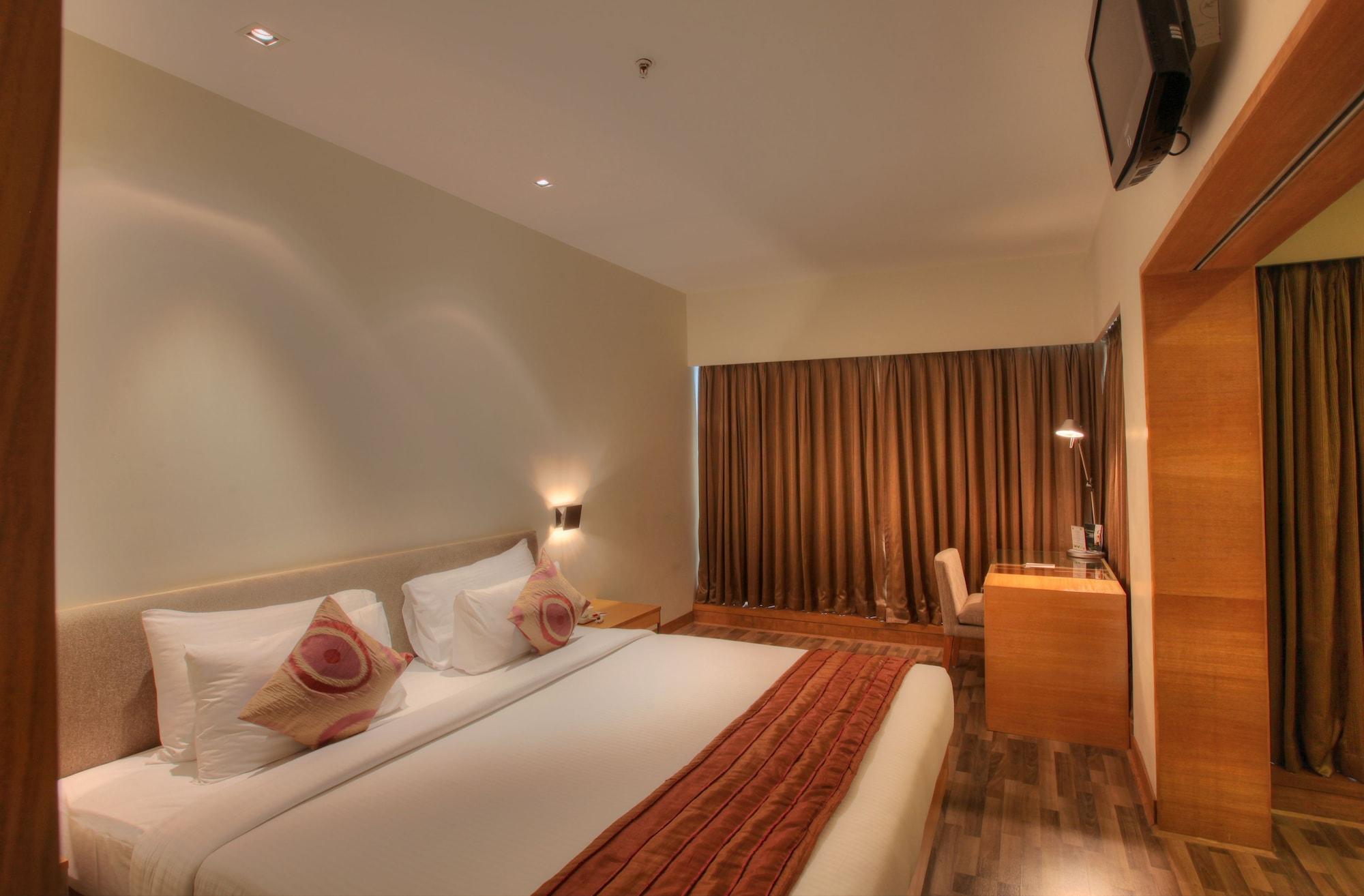 Hotel Parc Estique Pune Zewnętrze zdjęcie