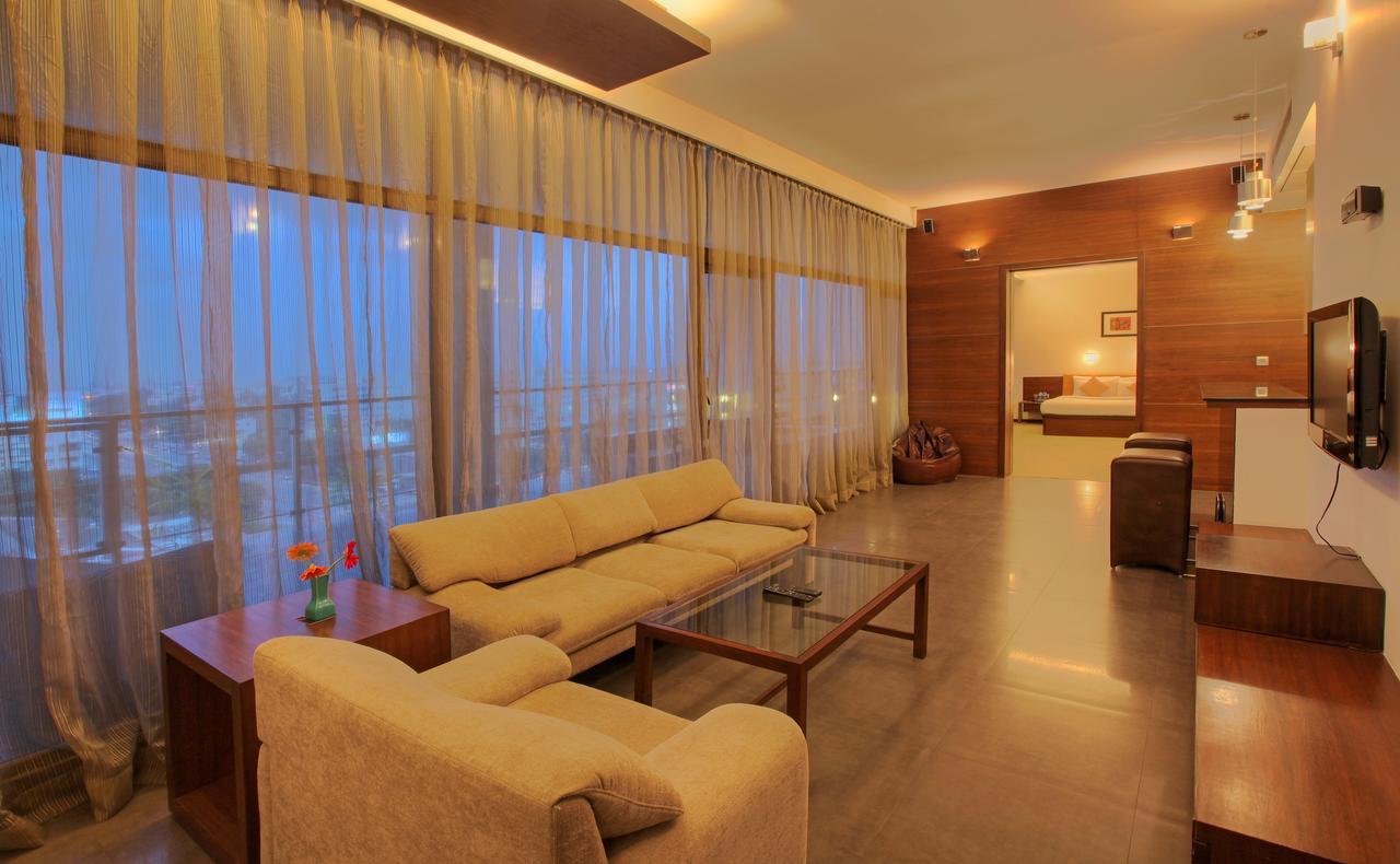 Hotel Parc Estique Pune Zewnętrze zdjęcie